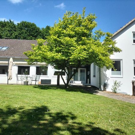 Gaestehaus Falkenhof Westensee ภายนอก รูปภาพ